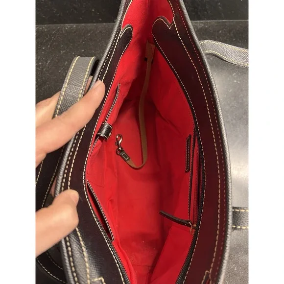 Dooney & Bourke Pebble Grain Leather Tote Black Shoulder Bag Red Lining 16"x 10" - Picture 10 of 13